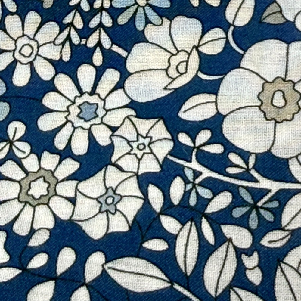 Gianni Feraud Liberty Fabric Junes Meadow Floral Pocket Square Blue NWT